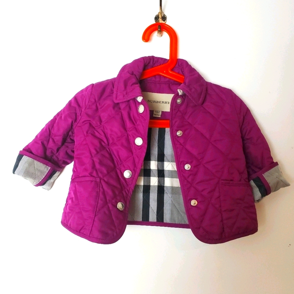 Burberry Diamond Quilted Snap Jacket HostPick! 🤩 - Picture 4 of 9
